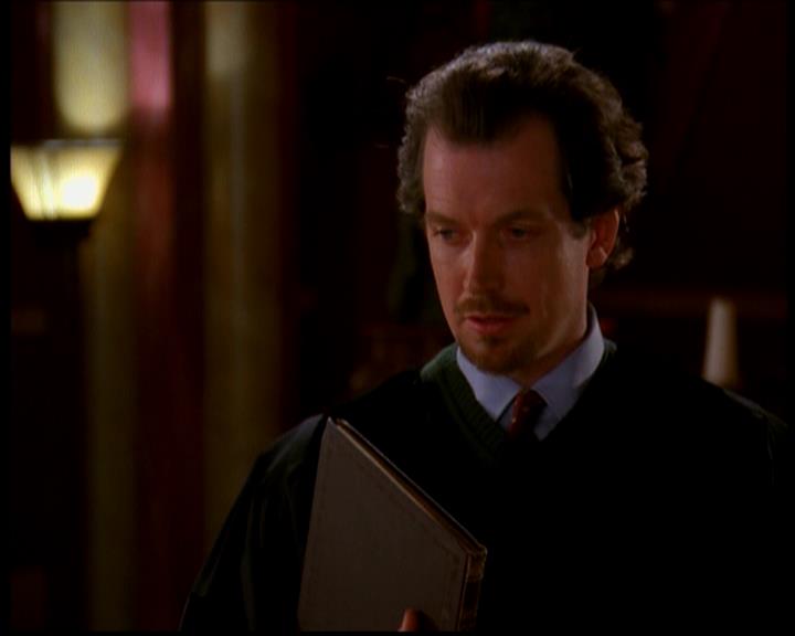 Charmed-Online-dot-618SpinCity1423.jpg