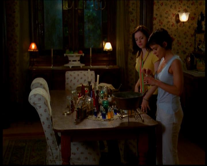 Charmed-Online-dot-618SpinCity1467.jpg