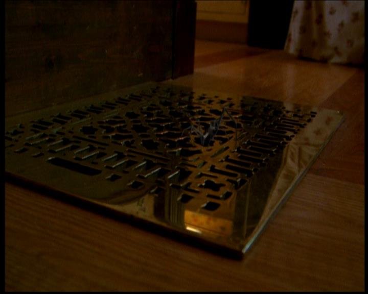 Charmed-Online-dot-618SpinCity1476.jpg