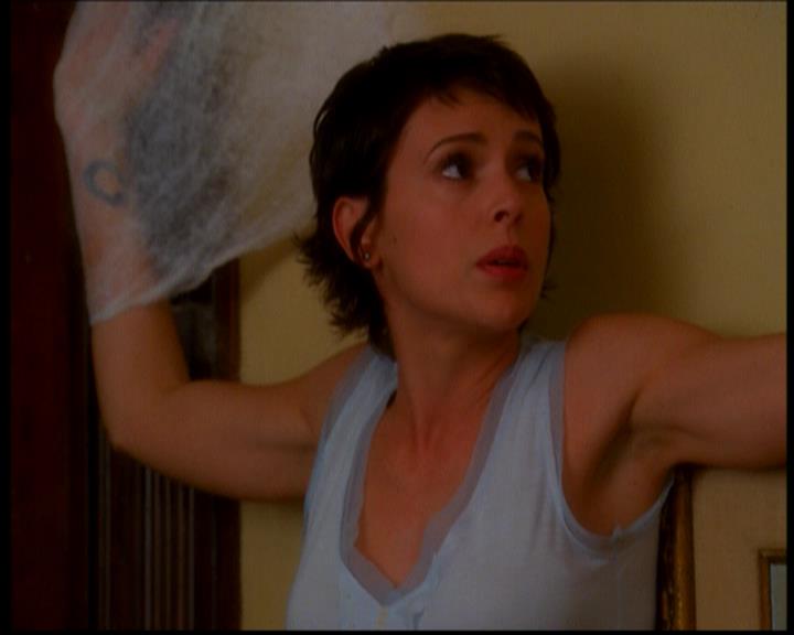 Charmed-Online-dot-618SpinCity1579.jpg