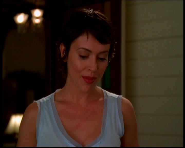 Charmed-Online-dot-618SpinCity1698.jpg