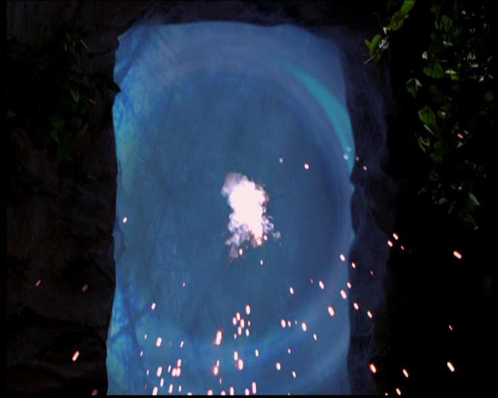 Charmed-Online-dot-618SpinCity1735.jpg