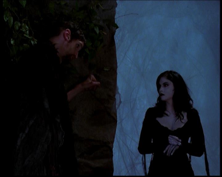 Charmed-Online-dot-618SpinCity1771.jpg