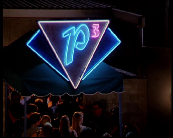 Charmed-Online-dot-618SpinCity2152.jpg