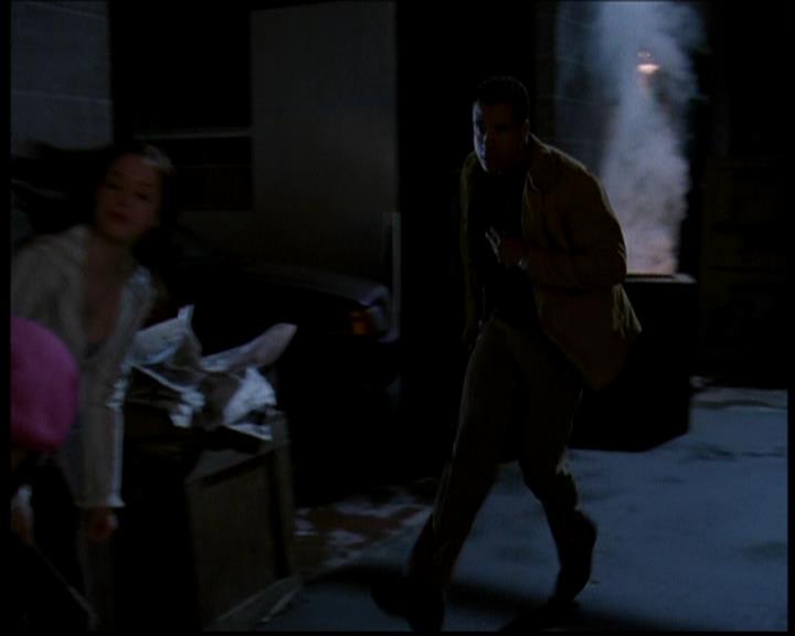 Charmed-Online-dot-619CrimesAndWitchDemeanors0046.jpg Charmed-Online-dot-619CrimesAndWitchDemeanors0046.jpg