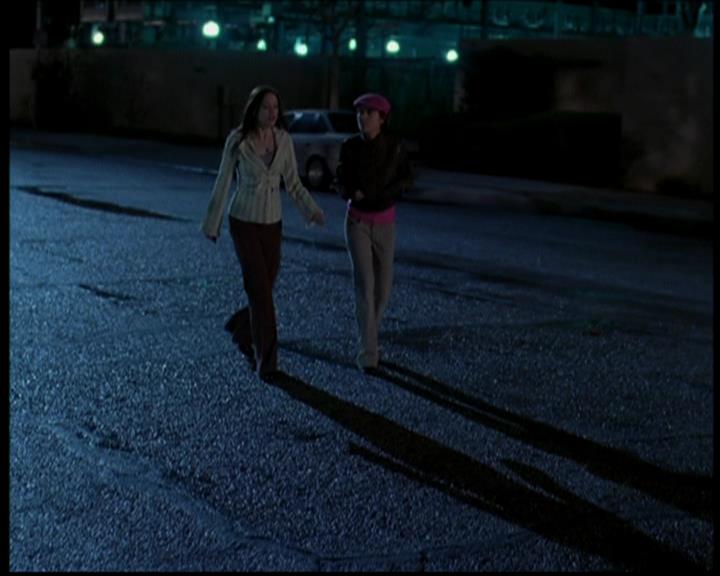 Charmed-Online-dot-619CrimesAndWitchDemeanors0118.jpg Charmed-Online-dot-619CrimesAndWitchDemeanors0118.jpg