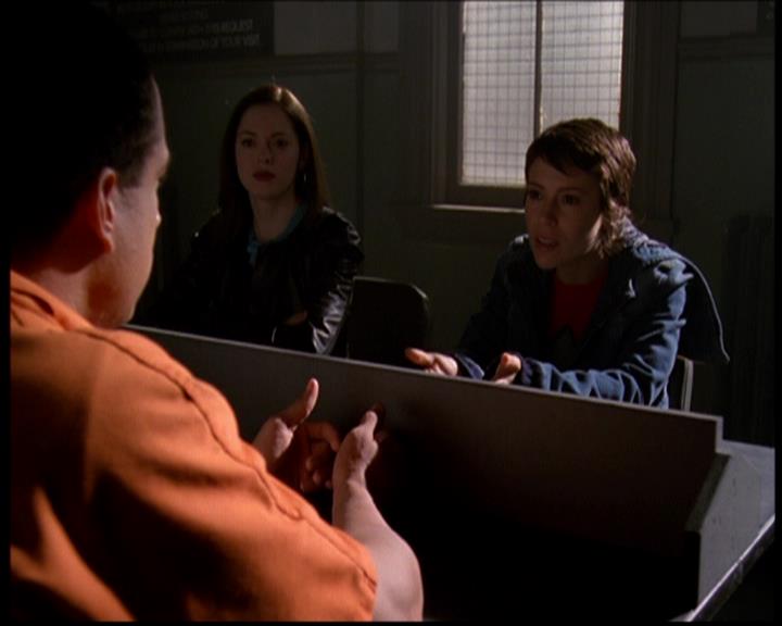 Charmed-Online-dot-619CrimesAndWitchDemeanors0317.jpg Charmed-Online-dot-619CrimesAndWitchDemeanors0317.jpg