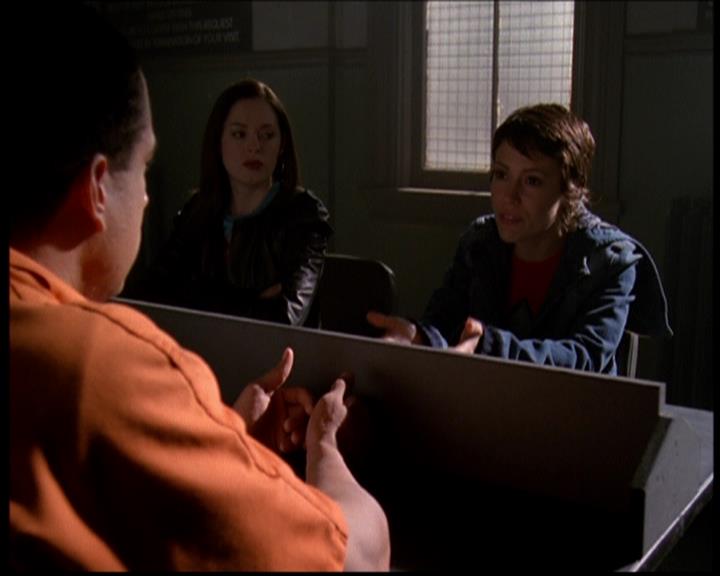 Charmed-Online-dot-619CrimesAndWitchDemeanors0319.jpg Charmed-Online-dot-619CrimesAndWitchDemeanors0319.jpg