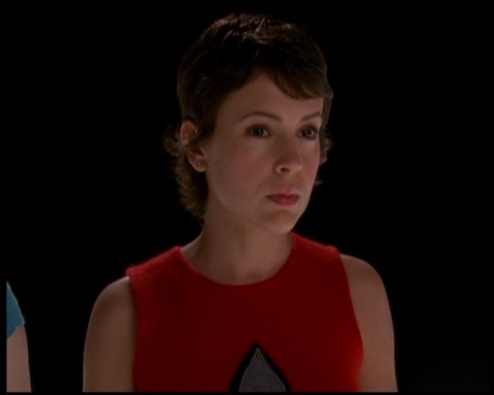 Charmed-Online-dot-619CrimesAndWitchDemeanors0605.jpg