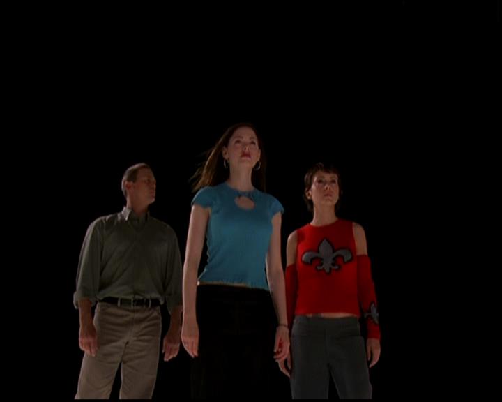 Charmed-Online-dot-619CrimesAndWitchDemeanors0638.jpg