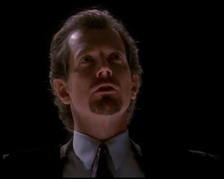 Charmed-Online-dot-619CrimesAndWitchDemeanors0647.jpg