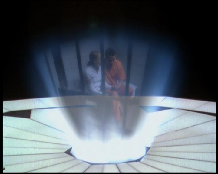 Charmed-Online-dot-619CrimesAndWitchDemeanors0743.jpg