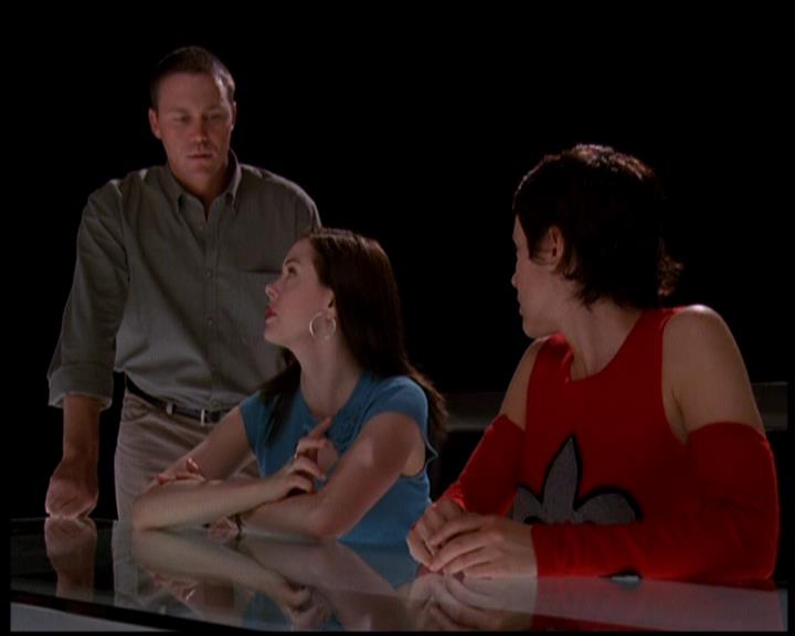 Charmed-Online-dot-619CrimesAndWitchDemeanors0875.jpg