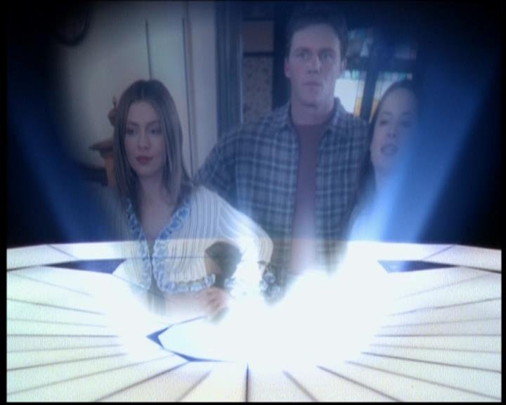 Charmed-Online-dot-619CrimesAndWitchDemeanors1056.jpg