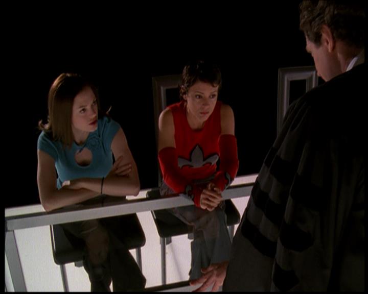 Charmed-Online-dot-619CrimesAndWitchDemeanors1512.jpg Charmed-Online-dot-619CrimesAndWitchDemeanors1512.jpg