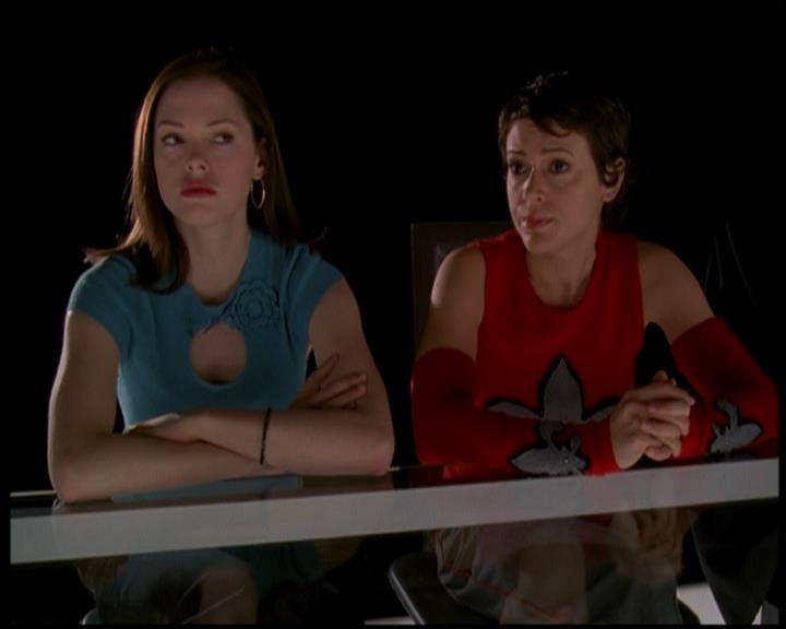 Charmed-Online-dot-619CrimesAndWitchDemeanors1560.jpg