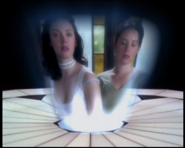 Charmed-Online-dot-619CrimesAndWitchDemeanors1706.jpg