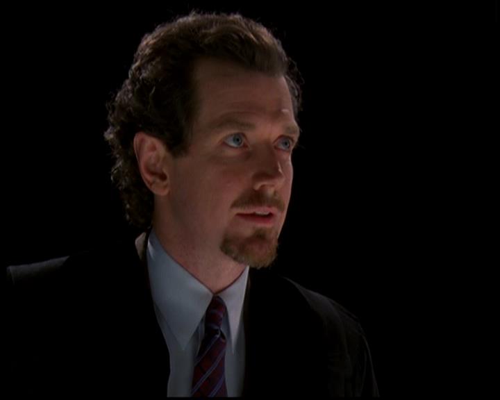 Charmed-Online-dot-619CrimesAndWitchDemeanors1803.jpg