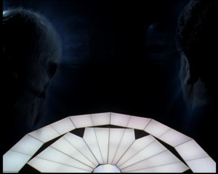 Charmed-Online-dot-619CrimesAndWitchDemeanors1853.jpg