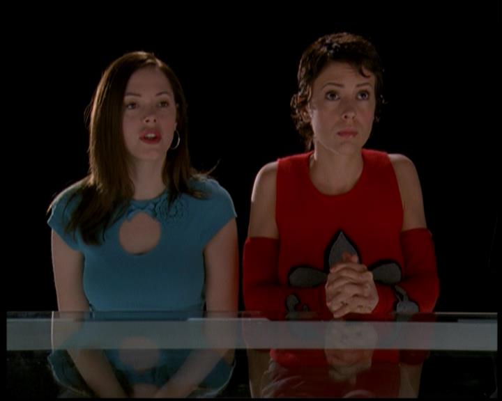 Charmed-Online-dot-619CrimesAndWitchDemeanors1868.jpg