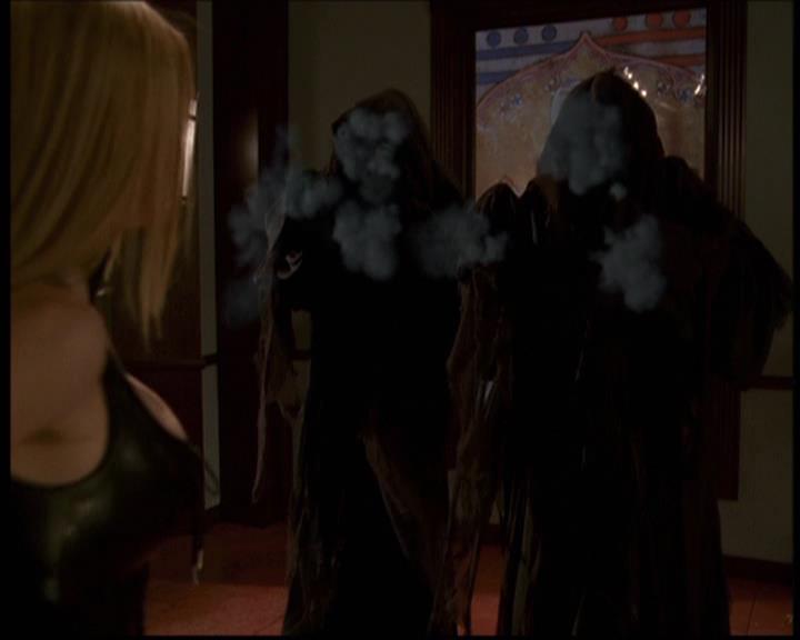 Charmed-Online-dot-net_620AWrongDaysJourneyIntoRight0115.jpg