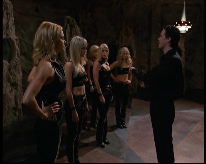 Charmed-Online-dot-net_620AWrongDaysJourneyIntoRight0652.jpg