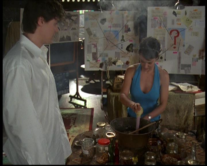 Charmed-Online-dot-net_620AWrongDaysJourneyIntoRight1849.jpg