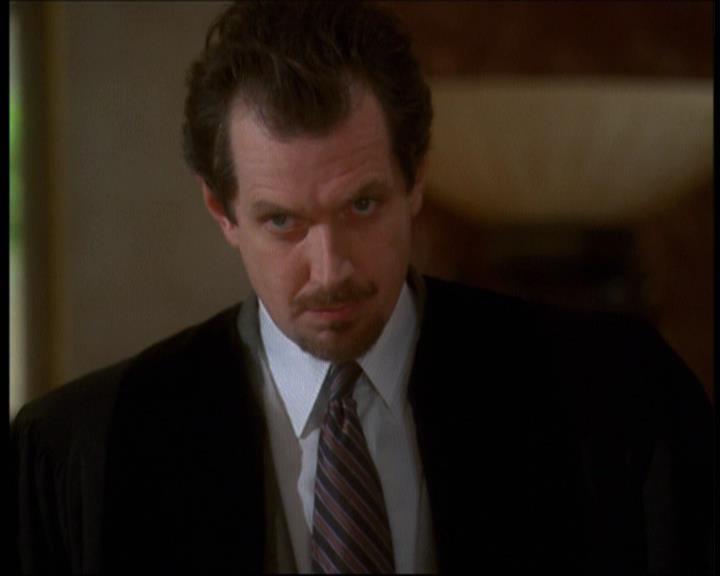 Charmed-Online-dot-net_621WitchWars0066.jpg Charmed-Online-dot-net_621WitchWars0066.jpg