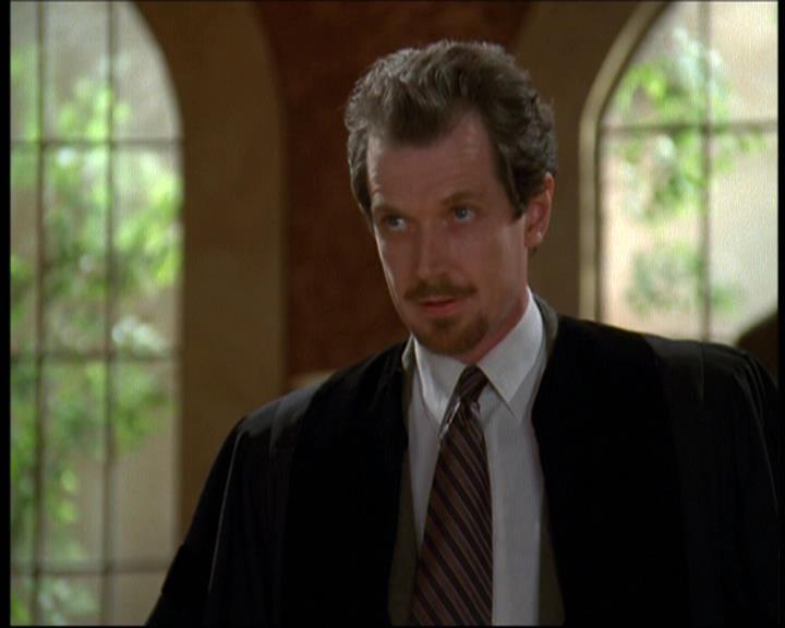 Charmed-Online-dot-net_621WitchWars0115.jpg Charmed-Online-dot-net_621WitchWars0115.jpg