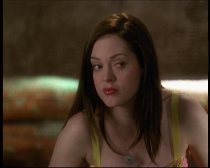 Charmed-Online-dot-net_621WitchWars0251.jpg Charmed-Online-dot-net_621WitchWars0251.jpg