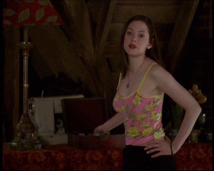 Charmed-Online-dot-net_621WitchWars0318.jpg Charmed-Online-dot-net_621WitchWars0318.jpg