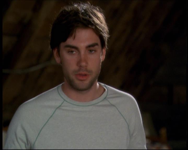 Charmed-Online-dot-net_621WitchWars0340.jpg Charmed-Online-dot-net_621WitchWars0340.jpg