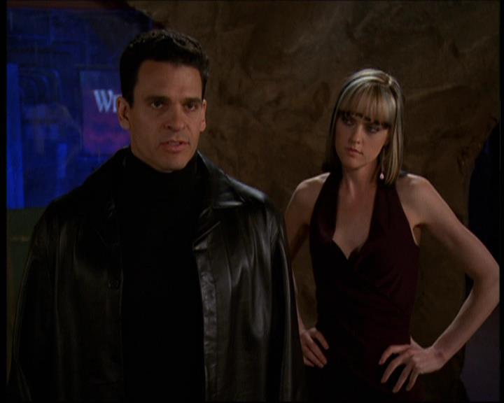 Charmed-Online-dot-net_621WitchWars0432.jpg