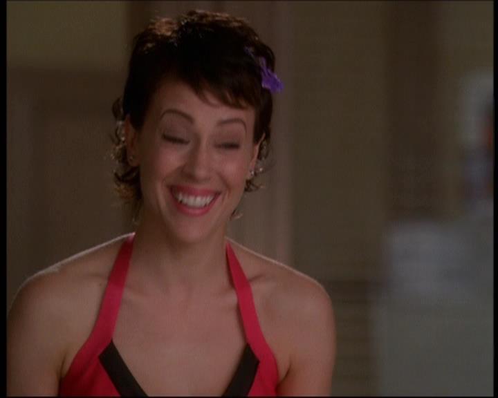 Charmed-Online-dot-net_621WitchWars0486.jpg Charmed-Online-dot-net_621WitchWars0486.jpg