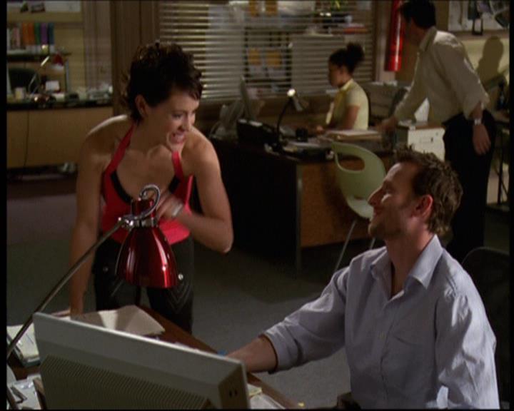 Charmed-Online-dot-net_621WitchWars0529.jpg Charmed-Online-dot-net_621WitchWars0529.jpg