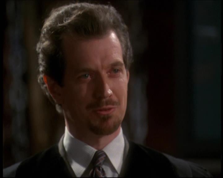 Charmed-Online-dot-net_621WitchWars0626.jpg Charmed-Online-dot-net_621WitchWars0626.jpg