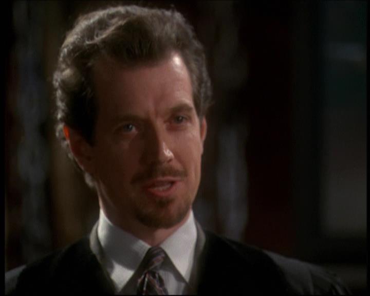 Charmed-Online-dot-net_621WitchWars0630.jpg Charmed-Online-dot-net_621WitchWars0630.jpg