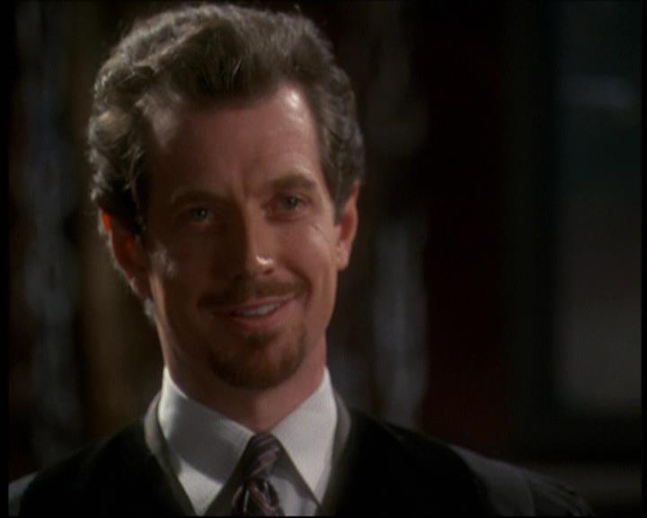 Charmed-Online-dot-net_621WitchWars0637.jpg Charmed-Online-dot-net_621WitchWars0637.jpg