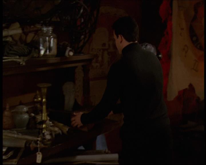 Charmed-Online-dot-net_621WitchWars0704.jpg Charmed-Online-dot-net_621WitchWars0704.jpg