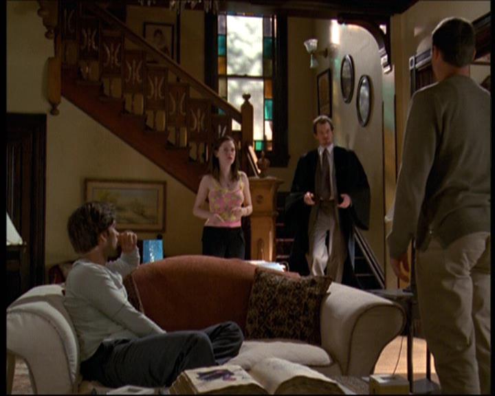 Charmed-Online-dot-net_621WitchWars0831.jpg Charmed-Online-dot-net_621WitchWars0831.jpg