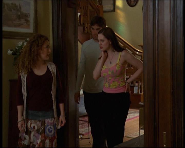 Charmed-Online-dot-net_621WitchWars0919.jpg Charmed-Online-dot-net_621WitchWars0919.jpg