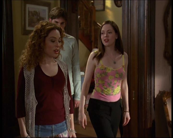 Charmed-Online-dot-net_621WitchWars0923.jpg Charmed-Online-dot-net_621WitchWars0923.jpg