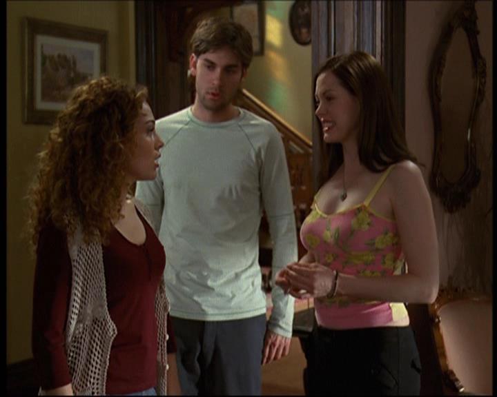 Charmed-Online-dot-net_621WitchWars0926.jpg Charmed-Online-dot-net_621WitchWars0926.jpg