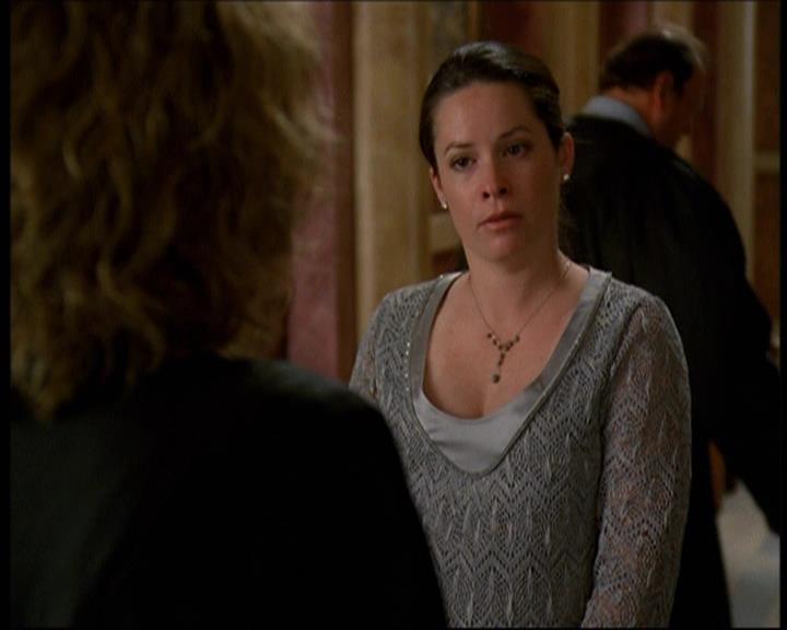 Charmed-Online-dot-net_621WitchWars0977.jpg Charmed-Online-dot-net_621WitchWars0977.jpg