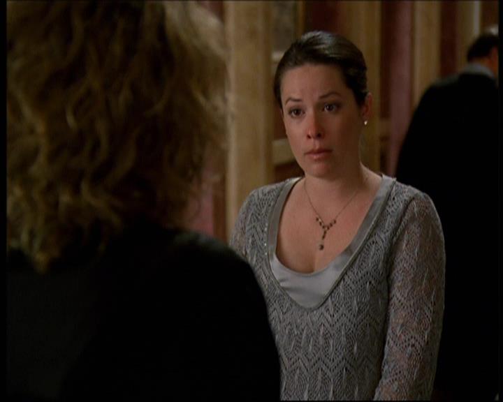 Charmed-Online-dot-net_621WitchWars0980.jpg