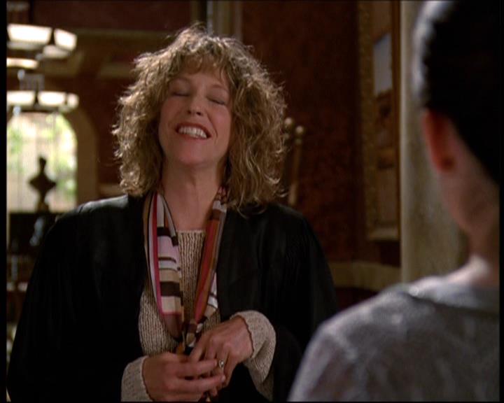 Charmed-Online-dot-net_621WitchWars0985.jpg Charmed-Online-dot-net_621WitchWars0985.jpg