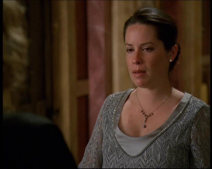 Charmed-Online-dot-net_621WitchWars0999.jpg Charmed-Online-dot-net_621WitchWars0999.jpg