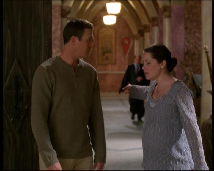 Charmed-Online-dot-net_621WitchWars1033.jpg Charmed-Online-dot-net_621WitchWars1033.jpg