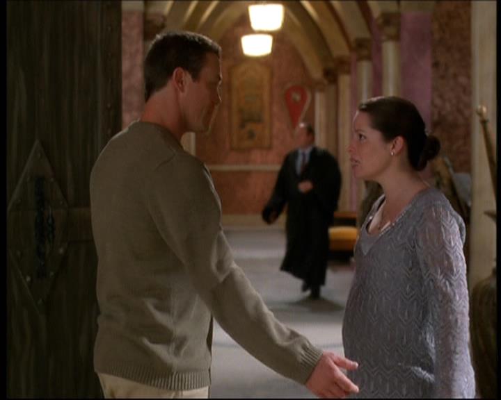 Charmed-Online-dot-net_621WitchWars1034.jpg Charmed-Online-dot-net_621WitchWars1034.jpg