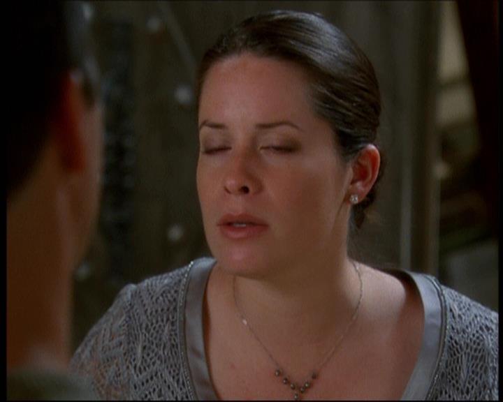 Charmed-Online-dot-net_621WitchWars1051.jpg Charmed-Online-dot-net_621WitchWars1051.jpg